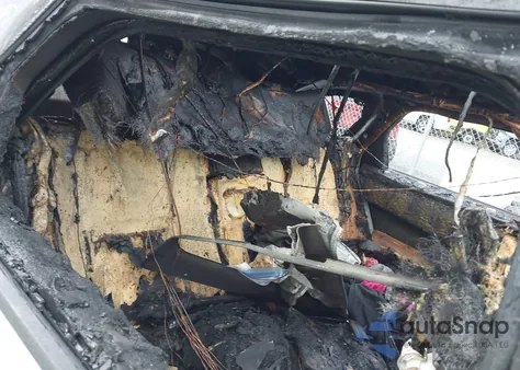 2019 Land Rover Range Rover Velar P250 R-Dynamic Se из США, поврежденный, VIN SALYL2EX9KA784115